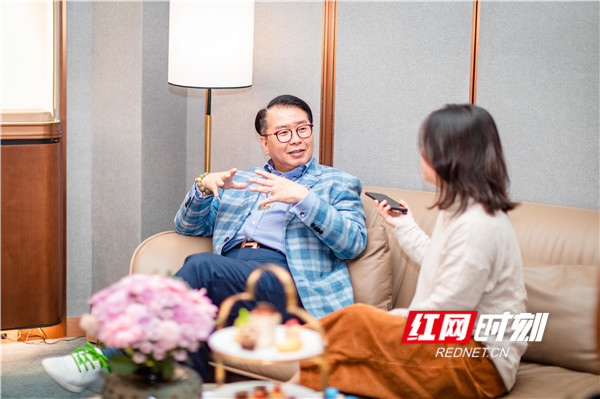 周大福苏俭成：周大福90年都在坚持做一件事-第4张图片-ZBLOG