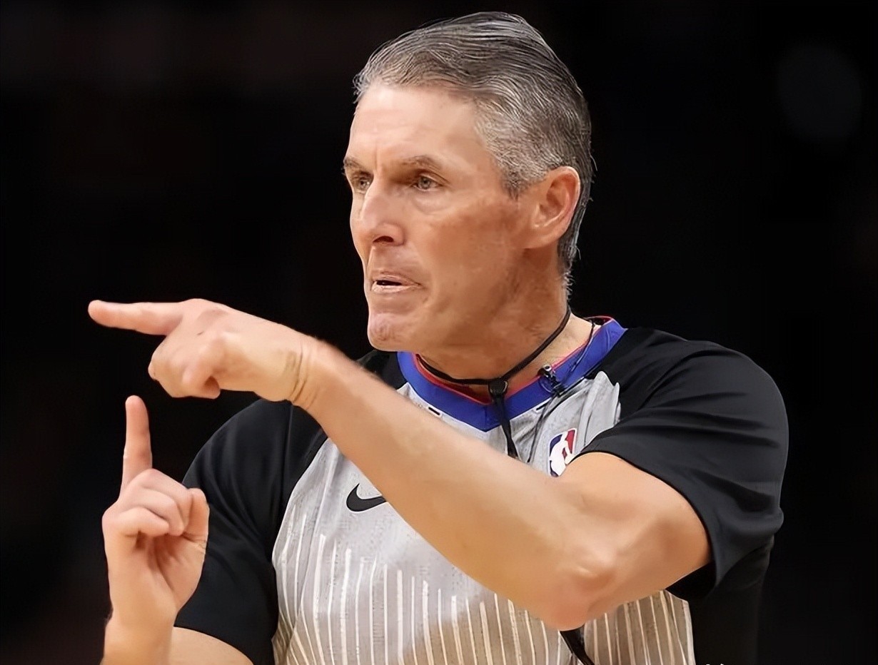 雷霆队夺得NBA总冠军！裁判福斯特被视为取胜关键，肖华最大输家-第8张图片-ZBLOG