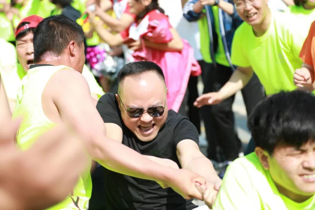 人在一起，只是团伙； 心在一起，才是团队！-第2张图片-ZBLOG