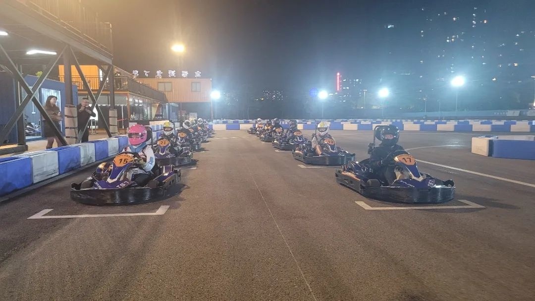 首批入选?来金山体验现实版“速度与激情”！-第3张图片-ZBLOG