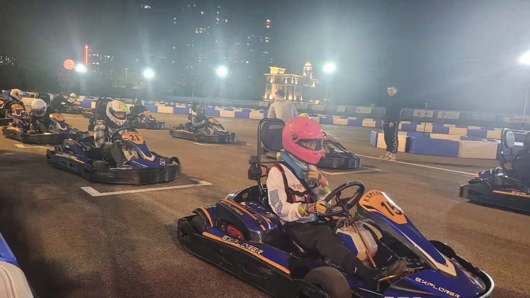 首批入选?来金山体验现实版“速度与激情”！-第5张图片-ZBLOG